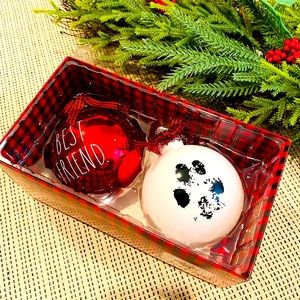 Fa-La-La-La-Lovely ornaments!